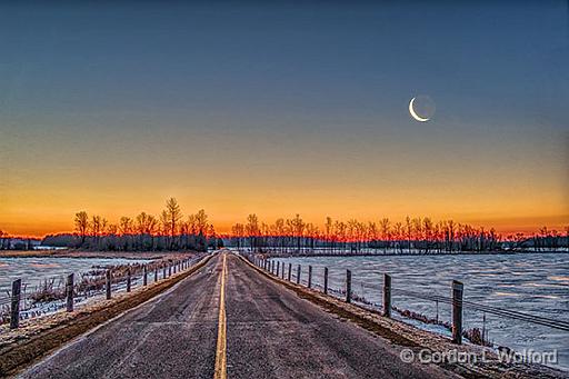 Middle Of The Road Crescent Moon_P1020835-9.jpg - Photographed along Irish Creek near Eastons Corners, Ontario, Canada.